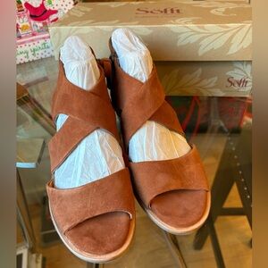 Sofft Shoe Camille Russet Brown Women's  Sandals | NWT | Size 7.5